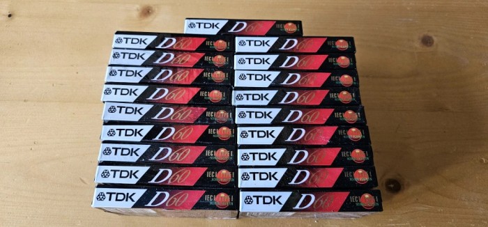 CASETA AUDIO TDK D60 IECI/TYPE I , LOT 19 BUCATI CASETE SIGILATE .