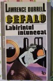 Cefalu, labirintul intunecat, Univers