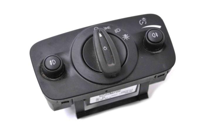 Modul de control comutator faruri FORD C-MAX II DXA/CB7, DXA/CEU 2017 OEM: AV6T-13A024-EC 4074149