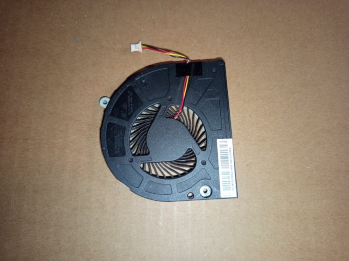 Ventilator laptop Acer E1-530