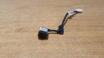Conector Power DC Laptop Dell Inspirion 15 - 3000 foto