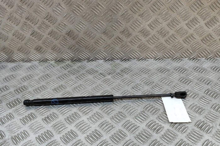 Amortizor capota dreapta față FORD USA Mustang Mach-E 2023 OEM: LJ8B-R16C826-AB 24539808