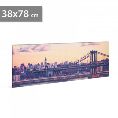Tablou decorativ cu LED - &amp;bdquo;New York&amp;rdquo; - 2 x AA, 38 x 78 cm foto