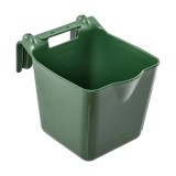 Galeata de hranire Kerbl HangOn, patrata, 13 litri, verde inchis, plastic rezistent, cu suport suspendare
