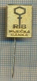 Y 401 INSIGNA -,,RB&quot; RIJECKA BANKA -CROATIA - IUGOSLAVIA -PENTRU COLECTIONARI