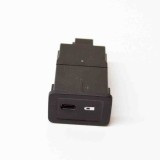 Port USB/AUX-In MERCEDES-BENZ A V177, Z177 2021 OEM: A2478200401 | 15153695