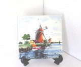 Placheta faianta Delft policrom pictata manual - marcaj De Delftse Pauw Holland, Decorative