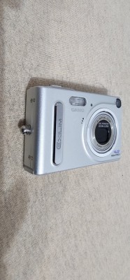 APARAT FOTO DIGITAL CASIO EXILIM EX Z4 B , MADE IN JAPAN , FUNCTIONEAZA . foto