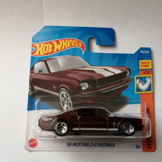 bnk jc Hot Wheels '65 Mustang 2+2 Fastback - 2022 Muscle Mania 1/10