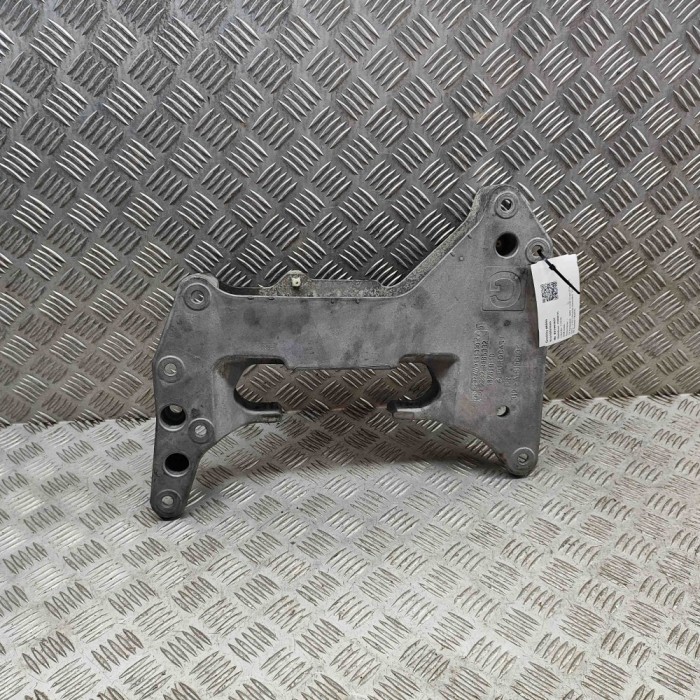 Suport cutie de viteze BMW 8 Gran Coupe G16, F93 2021 OEM: 9485332