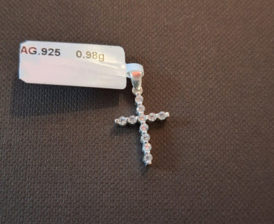 Cruciulita rafinata din argint 925 cu cristale zirconia - 1.5 cm foto