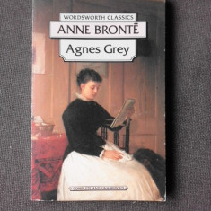 AGNES GREY - ANNE BRONTE (CARTE IN LIMBA ENGLEZA)