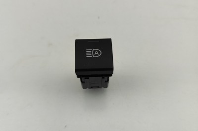 Comutator TOYOTA C-HR _X2_, _H2_ 2023 OEM: 84153-02060 30906995 foto