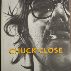 CATALOG / ALBUM MARE: CHUCK CLOSE (MOMA EXHIBITION/NEW YORK 1998) [ROBERT STORR]