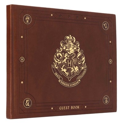 Harry Potter: Hogwarts Guest Book