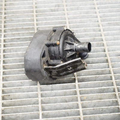Pompa de apa auxiliara TESLA MODEL S 2014 OEM: 6007367-00-C 10052726 foto
