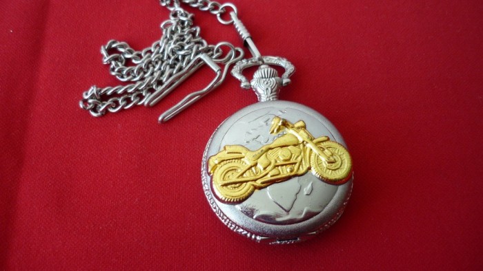 CEAS DE BUZUNAR QUARTZ NEFOLOSIT