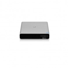 Ubiquiti Unifi Cloud Key, G2, with HDD, UCK-G2-Plus; Procesor: APQ8053;8* Numărul de nuclee de procesor; Memorie internă: 3Giga Bites; 1* HDD2.5"; 1*