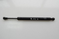 Amortizor haion dreapta VW TOUAREG 7LA, 7L6, 7L7 2005 OEM: 7L6845587 2102907