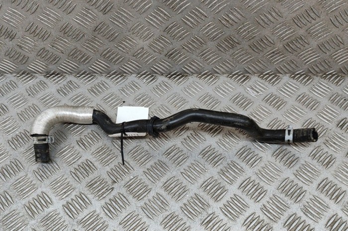 Furtun de lichid de răcire VOLVO V60 II 2020 OEM: 31368127 26391176