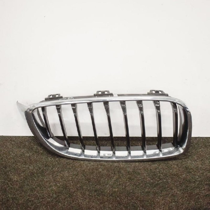 Grila dreapta față BMW 4 Coupe F32, F82 2018 OEM: 7294818 10692224