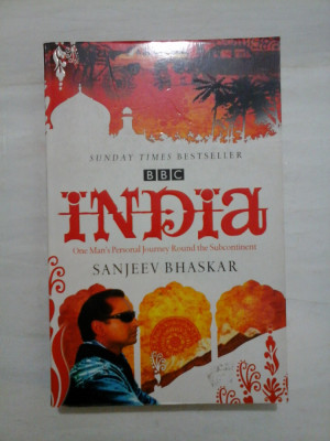 INDIA * One Man&amp;#039;s Personal Journey Round the Subcontinent - SANJEEV BHASKAR foto