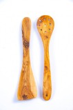Set Corsica spatulă și lingură&nbsp;cu găuri din lemn măslin 30 | 35 cm