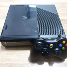 XBOX 360 E 500 GB