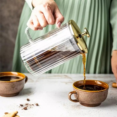 Infuzor de cafea si ceai, capac cu piston, auriu, 0,35l, Klausberg foto