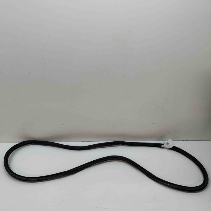 Garnitura ușă dreapta spate PORSCHE CAYENNE 9Y0/9Y3 2023 OEM: 9Y0833721C