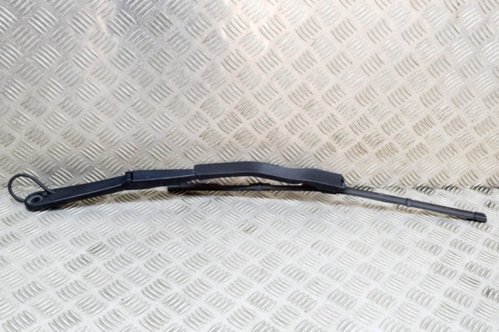 Braț ștergător față BMW 3 G20, G28 2019 OEM: 7427907 21164582
