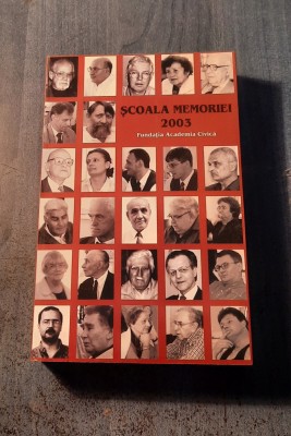 Scoala memoriei 2003 foto