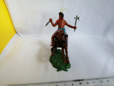 bnk jc Figurina de plastic - indian calare - Hong Kong - copie dupa Timpo foto