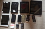 lot 5 tablete, 4 telefoane si 3 baterii - pentru piese