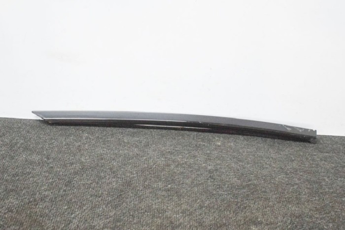 Ornament vertical ușă st&acirc;nga față BMW 2 Cabrio F23 2015 OEM: 7358451 11269043