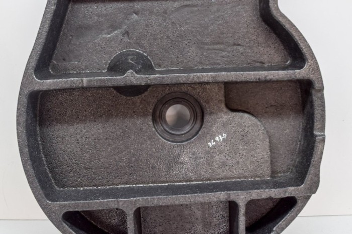 Spuma portbagaj MERCEDES-BENZ C W203 2006 OEM: A2098980107 14486743