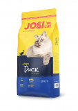 Cumpara ieftin JosiCat Crispy Duck, 10 kg, Josera