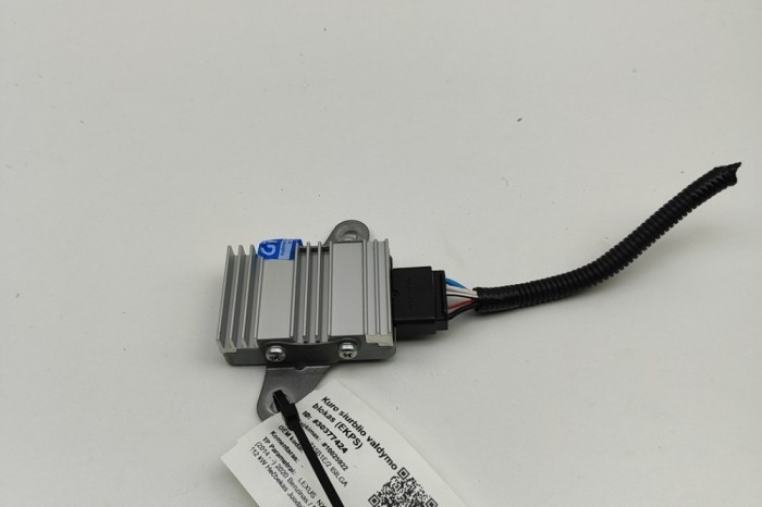 Unitate de control pompa de combustibil LEXUS NX _Z1_ 2020 OEM: 89570-78010 30377424
