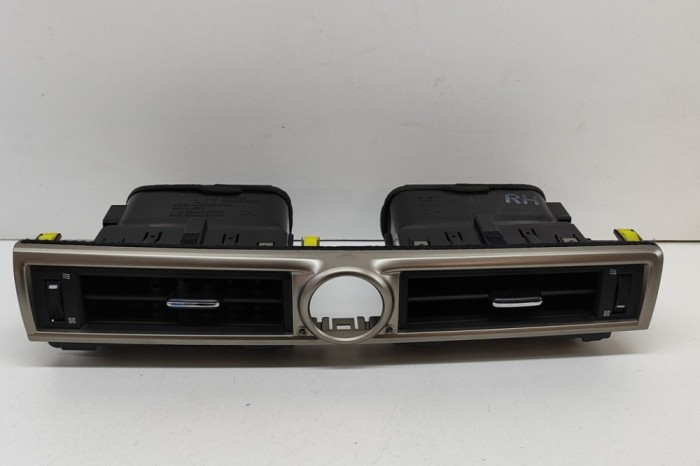 Gura de ventilație planșa de bord LEXUS GS _L1_ 2014 OEM: 55660-30480,55660-30470,355642-0470,355642-0480 26305539