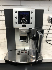 Espressor DeLonghi Perfecta cappuccino cu cana lapte ESAM 5500 foto