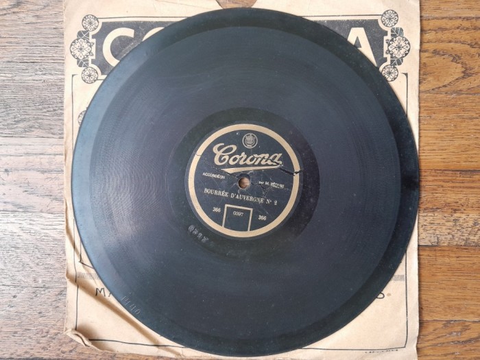 Disc Gramofon. PATEFON. Bourree d Auvergne -