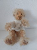 Urs, Ursulet, Artist Hand Made, 23cm, plush tip mohair fin, moale, articulat, tricou cu Der Dicke Dieter, model deosebit