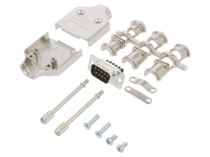 Conector D-Sub 9-Pin tată pe cablu