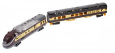 Set trenulet electric cu locomotiva si 3 vagoane, sine, gara - 130231 foto