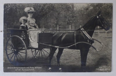 GERMANIA , PRINTESA MOSTENITOARE CU PRINTUL WILHELM LA PLIMBARE CU TRASURA , CARTE POSTALA , 1908 foto