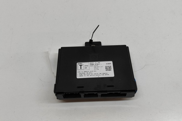 Modul de control ușă dreapta față MAZDA CX-30 DM 2023 OEM: BHRH-66S09,BHRH-675L0,GGM-Z001-J11 31599823