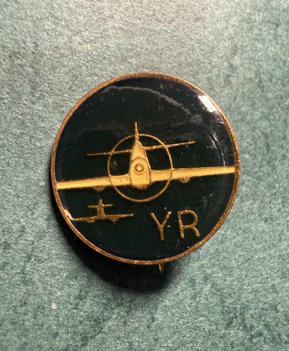 Insigna YR Aeroclub anii &#039;70-&#039;80 varianta albastru inchis