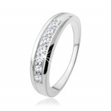 Inel de logodnă din argint 925 cu linie de zirconii &icirc;ncrustate &icirc;n braţe - Marime inel: 56