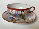 Farfurioara cu ceasca din portelan fin japonez, pictat manual, gheise cu motive florale (1), Decorative