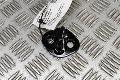 Zăvor de siguranță haion TESLA MODEL Y 2024 OEM: 1500603-00-A 30760932 foto